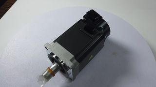 Mitsubishi HF-KE23JW1-S100 Servo Motor 200W | Σειρά HF-KE | Βιτρίνα συμβατή με ενισχυτή MR-E